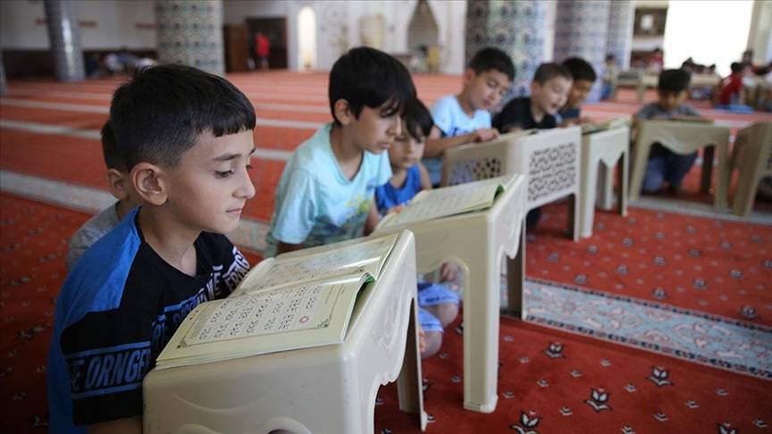 Diyanet 1250 personel alıyor: Kur’an kursu öğreticisi başvuruları için takvim açıklandı 3